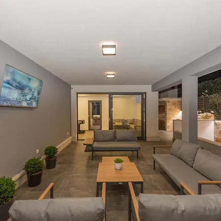 Apartment Lovric Makarska