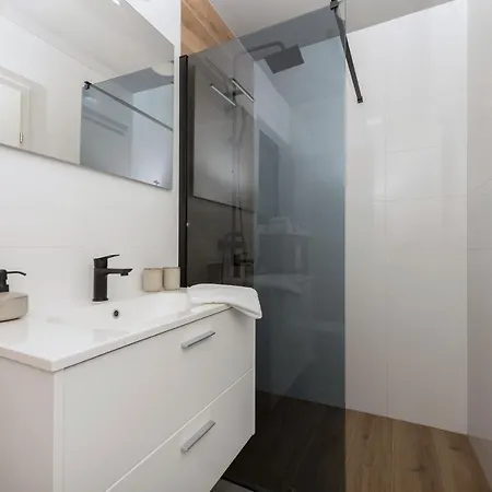 Lovric Apartament Makarska